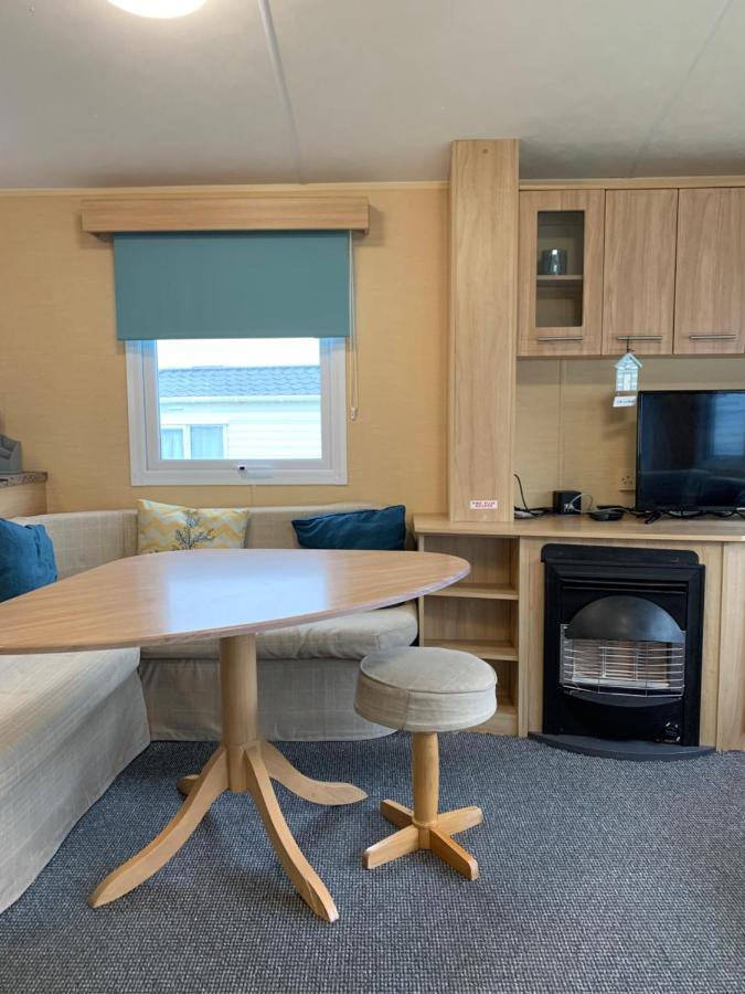 Отель Newquay Bay Porth Caravan Экстерьер фото