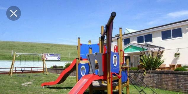 Отель Newquay Bay Porth Caravan Экстерьер фото